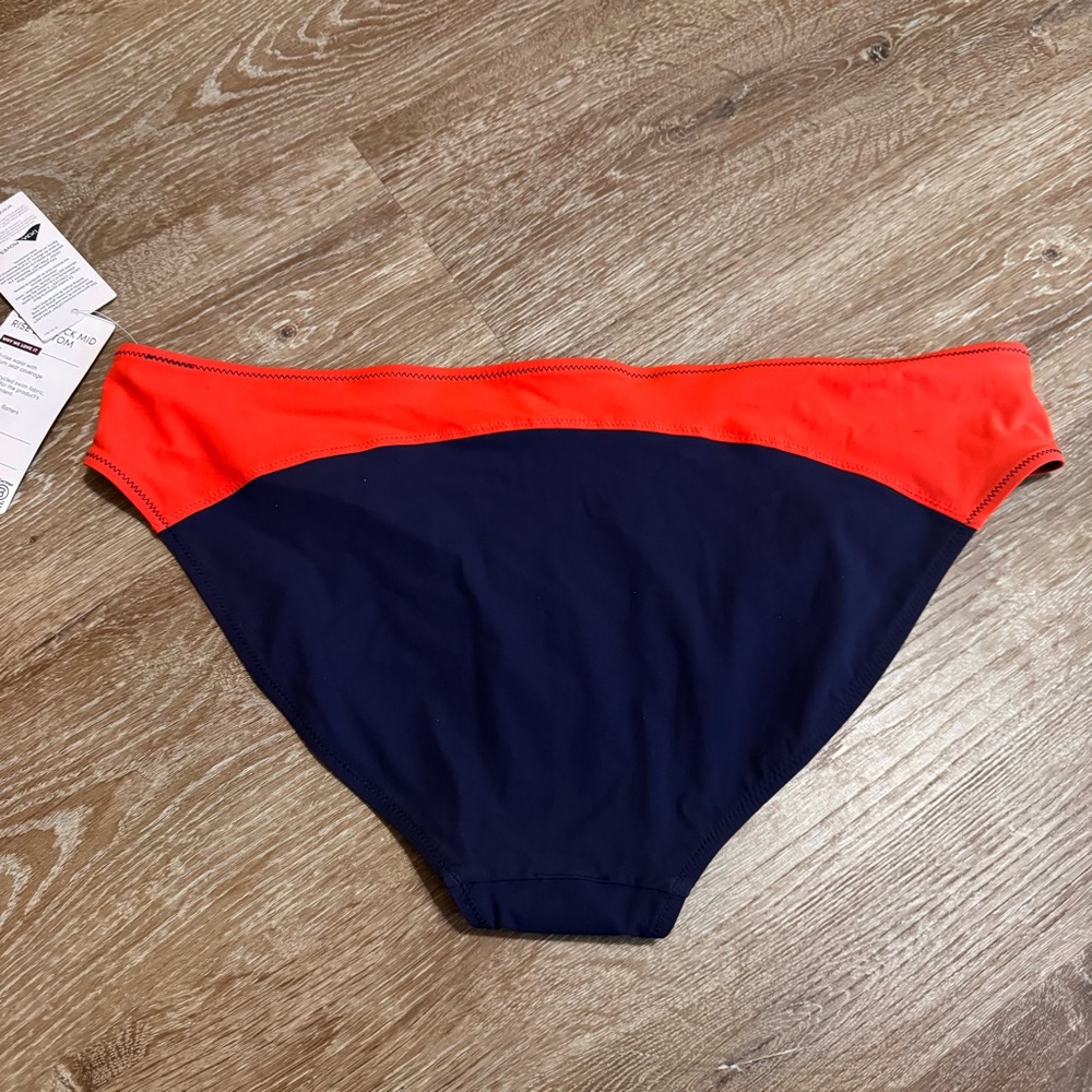 Athleta Colorblock Mid Rise Bottom - Picture 3 of 6